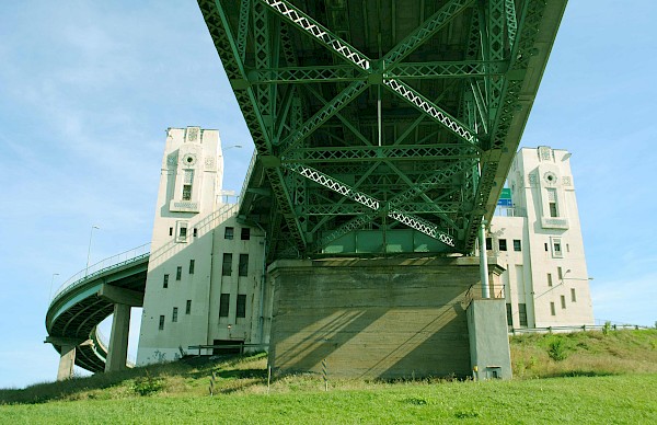 Secteur du Pavillon de l’île Sainte-Hélène : début de l’inventaire archéologique