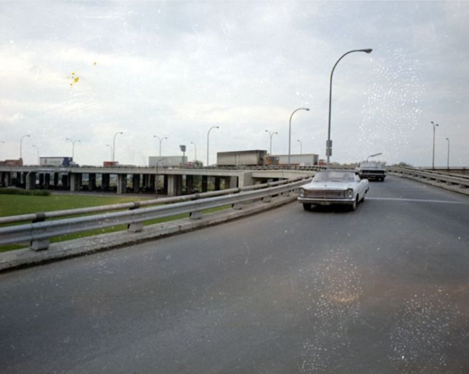 The bridge opened on June 28, 1962