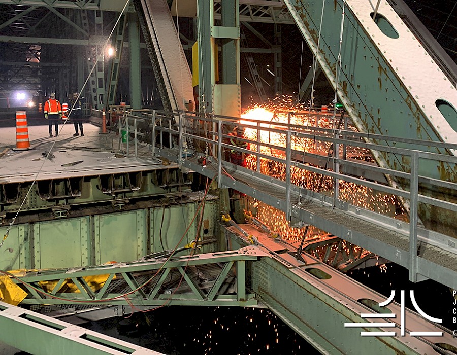 Déconstruction du pont Champlain d’origine | Début du démantèlement de la structure métallique